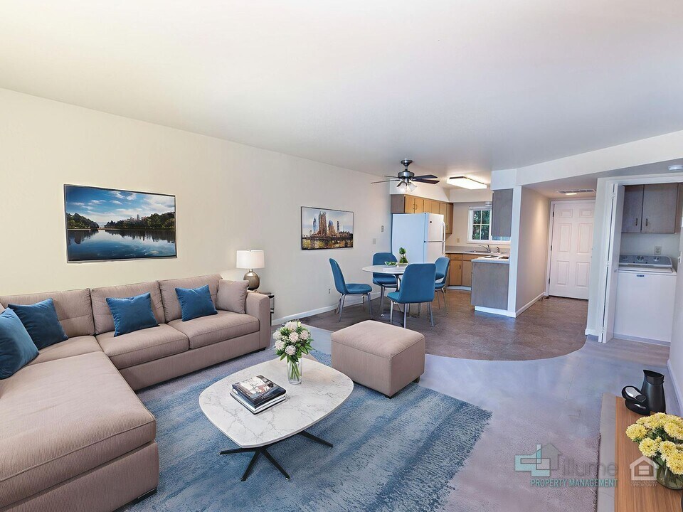 3493-3493 Hawthorne Ave NE in Salem, OR - Building Photo