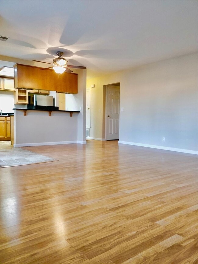3945 Dale Rd in Modesto, CA - Building Photo - Building Photo