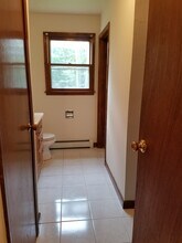 7 Alderbrook Rd in Essex Junction, VT - Building Photo - Building Photo