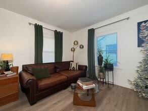 504 W Gandy St in Denison, TX - Building Photo - Building Photo