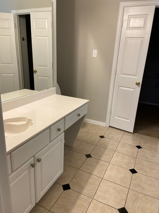 11753 Ficus Dr in Fort Worth, TX - Building Photo - Building Photo