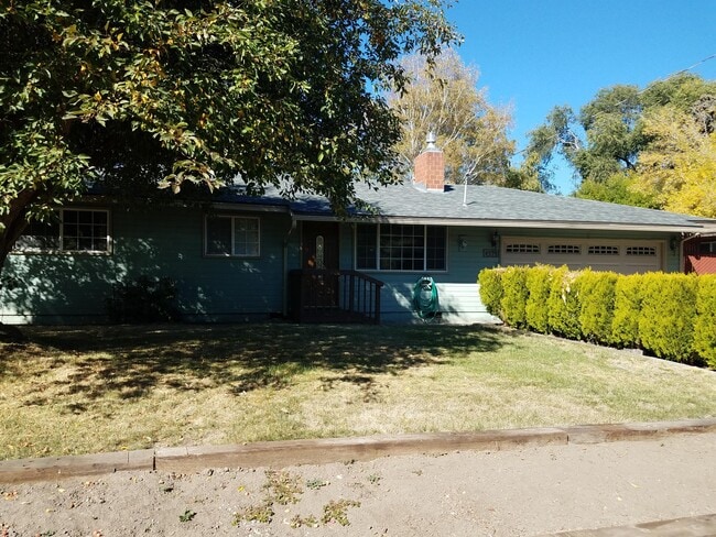 property at 4328 Gary St