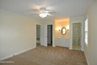 2129 Neuse Cliffs Cir photo'