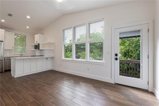 property at 4416 Rosedale Ave