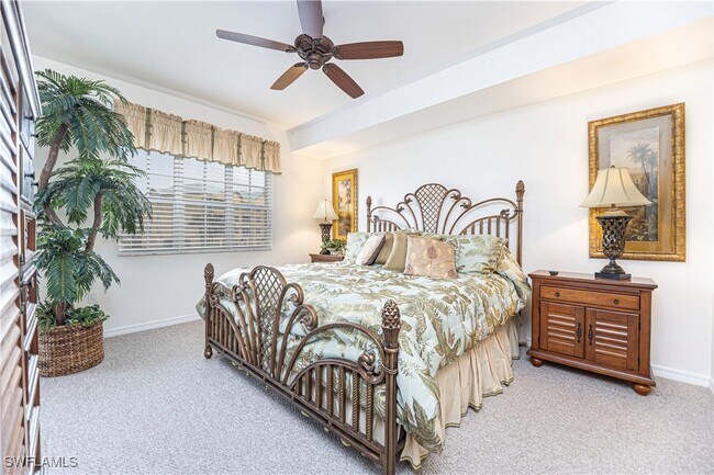 7401 Bella Lago Dr in Fort Myers Beach, FL - Foto de edificio - Building Photo