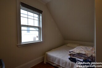 46 Newcastle Rd, Unit 1 in Boston, MA - Building Photo - Building Photo