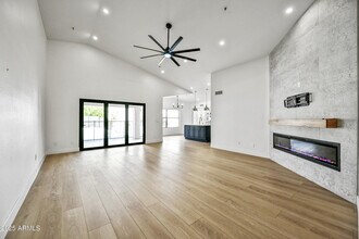 12810 E Yucca St in Scottsdale, AZ - Building Photo - Building Photo