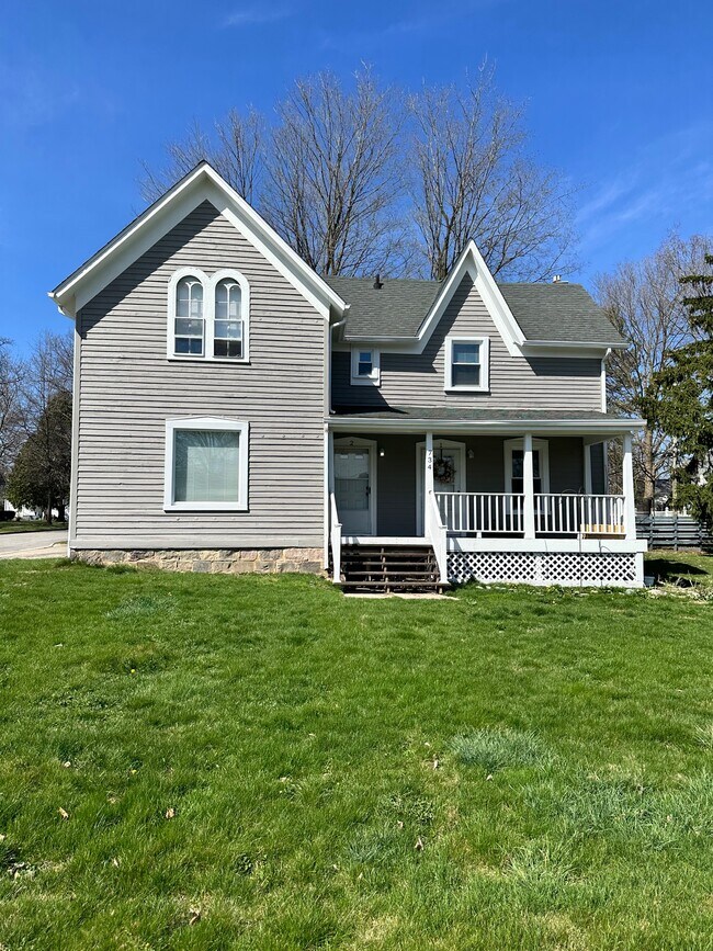 734 W Oregon St Rentals in Lapeer, MI