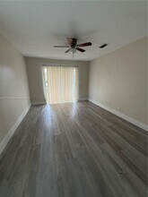 9961 Three Lakes Cir in Boca Raton, FL - Building Photo - Building Photo