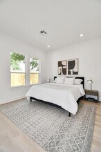 8324 Corinth St in Houston, TX - Building Photo - Building Photo