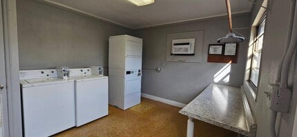 El Sereno Apartments in Eustis, FL - Building Photo - Building Photo