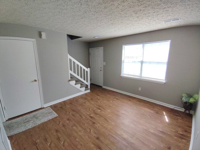 property at 16 Duiguid Dr
