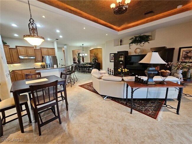property at 10381 Heritage Bay Blvd
