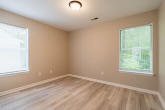 614 Hilltop Dr in Raleigh, NC - Building Photo - Building Photo