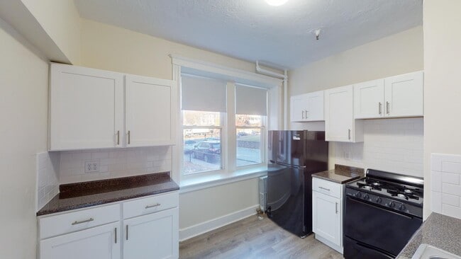 1750 Commonwealth Ave, Unit 1800-3 in Boston, MA - Building Photo - Building Photo