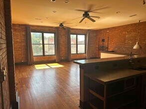 466 Main St in Marseilles, IL - Building Photo - Building Photo