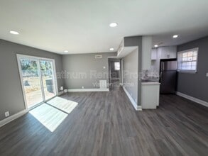 1492 Waverly Way in Monroe, GA - Building Photo - Building Photo