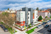 Ramiro's Place in Seattle, WA - Foto de edificio - Building Photo