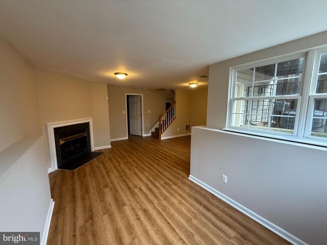 4106 Yellow Stone Loop in Dumfries, VA - Building Photo - Building Photo