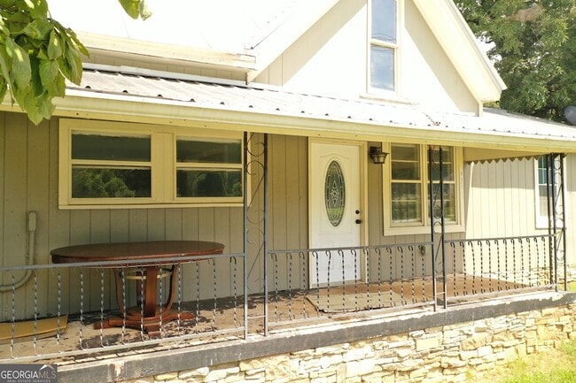 135 Airport Rd in Baldwin, GA - Building Photo - Building Photo