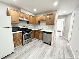 70 Hammond St, Unit #92 - 1 in Roxbury Crossing, MA - Building Photo
