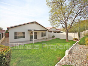 6512 W Range Mule Dr in Phoenix, AZ - Building Photo - Building Photo