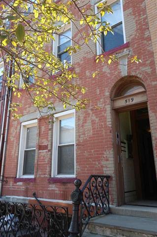 517 Palisade Ave in Jersey City, NJ - Building Photo