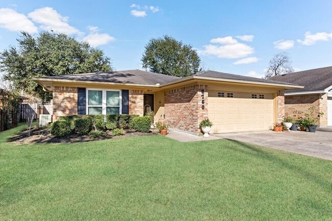 6760 Gladys Ave in Beaumont, TX - Foto de edificio - Building Photo