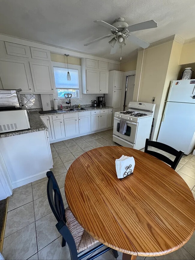 23 Converse St, Unit 1st Floor Apt