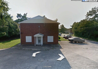 225 Pineywood Rd in Thomasville, NC - Building Photo - Building Photo