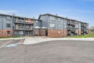 Lakeview II Apartments in Kansas City, MO - Building Photo