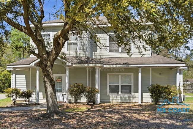 property at 125 Earle Taylor Ln