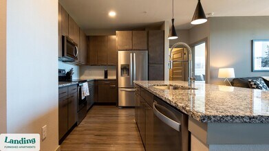 6107 E Riverside Dr in Austin, TX - Building Photo - Building Photo