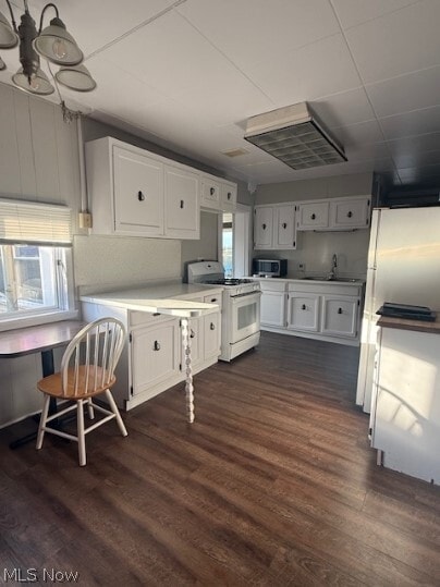 107 W Main St in Wilmot, OH - Building Photo - Building Photo