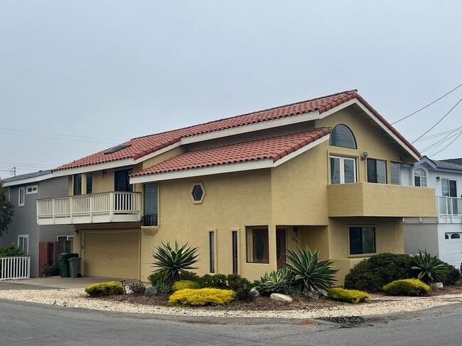 property at 390 Rennel St