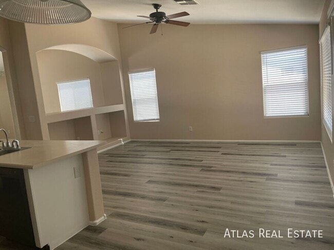5366 N Ormondo Way in Litchfield Park, AZ - Building Photo - Building Photo