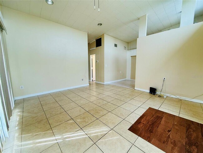 164 Tradewinds Dr NW in Port Charlotte, FL - Building Photo - Building Photo