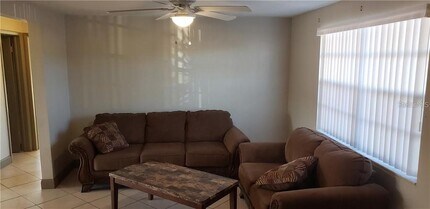 3445 Wiltshire Dr in Holiday, FL - Building Photo - Building Photo