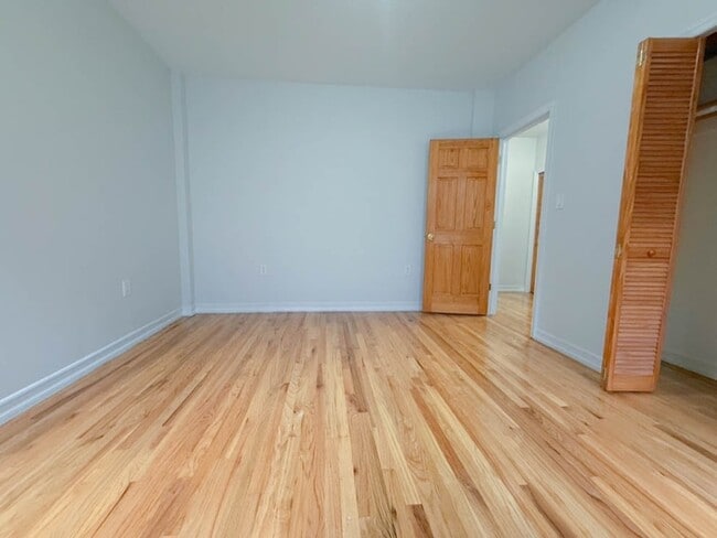 707 W 171st St, Unit 2A in New York, NY - Building Photo - Building Photo