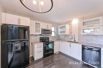 1101 S Yosemite Way in Denver, CO - Foto de edificio - Building Photo