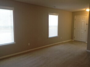 10261 Sunvista Ct in Avon, IN - Building Photo - Building Photo