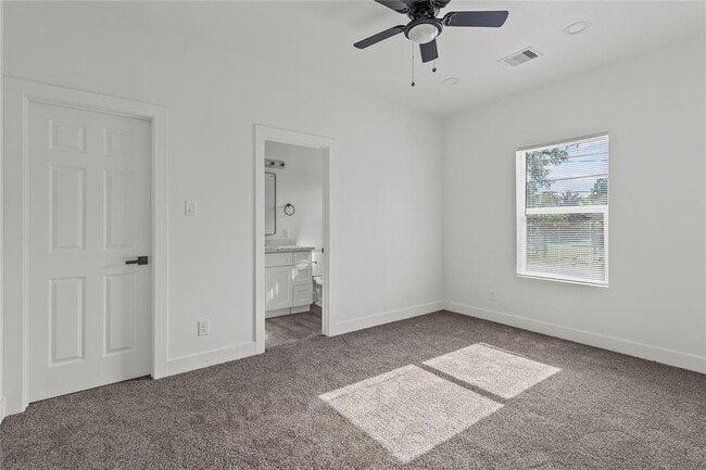 8501 Denby St in Houston, TX - Building Photo - Building Photo