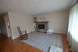 135 Somerset Rd in Syracuse, NY - Building Photo - Building Photo