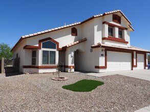 9391 E Pale Blue Topaz Ln in Tucson, AZ - Building Photo - Building Photo