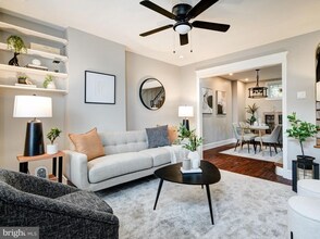 151 Salaignac St in Philadelphia, PA - Building Photo - Building Photo