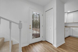 1305 Cross Creek Cir in Tallahassee, FL - Building Photo - Building Photo