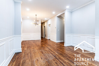 2509 W Diversey Ave in Chicago, IL - Building Photo - Building Photo
