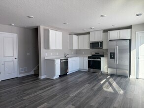 13652 Kaylemore Trl in Rosemount, MN - Building Photo - Building Photo