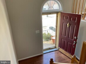7412 Salford Ct in Alexandria, VA - Building Photo - Building Photo
