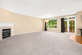 16940 128th Pl NE in Woodinville, WA - Building Photo - Building Photo